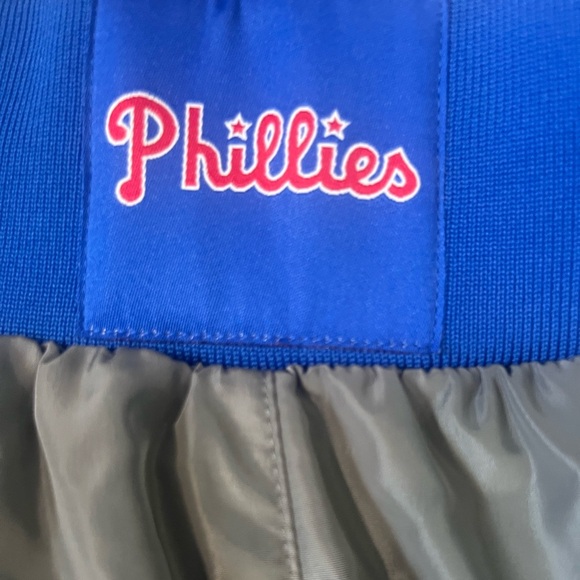 Mlb Philadelphia Phillies Cooperstown Collection Insignia Shorts - Picture 4 of 9